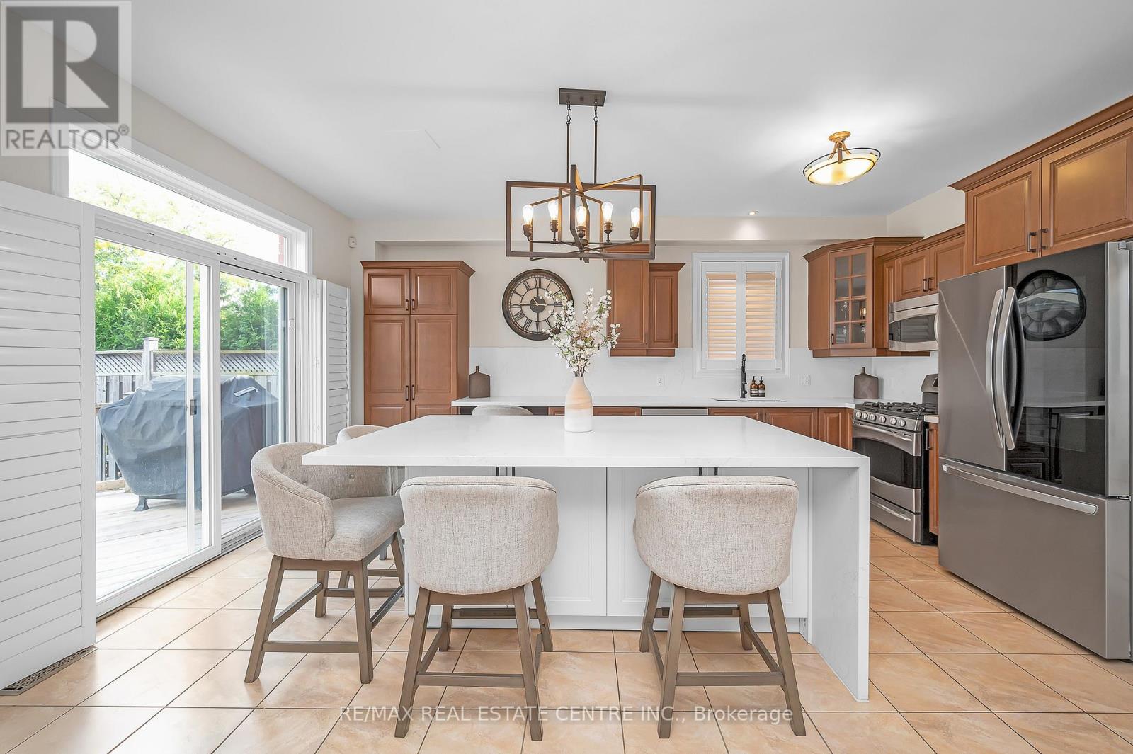 733 Stone Church Road E, Hamilton, Ontario  L8W 1A9 - Photo 11 - X12715118