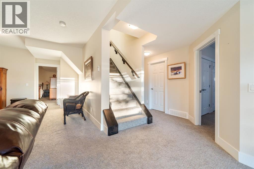 491 Rocky Vista Gardens Nw, Calgary, Alberta  T3G 0B7 - Photo 27 - A2280198