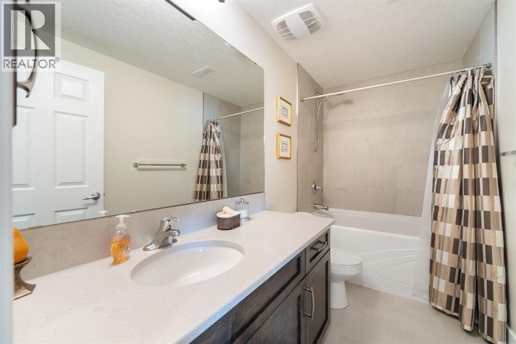 491 Rocky Vista Gardens Nw, Calgary, Alberta  T3G 0B7 - Photo 34 - A2280198