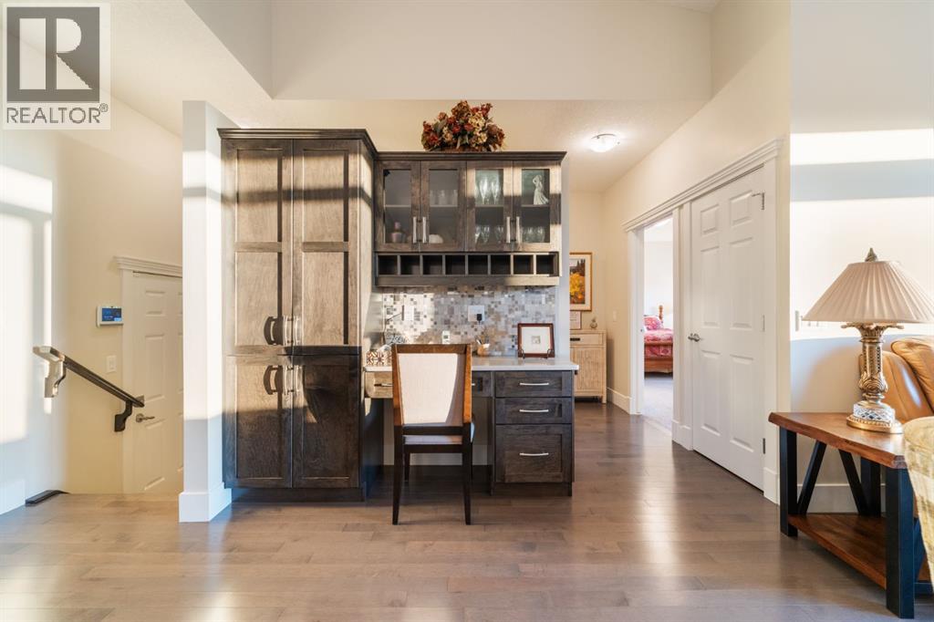 491 Rocky Vista Gardens Nw, Calgary, Alberta  T3G 0B7 - Photo 6 - A2280198