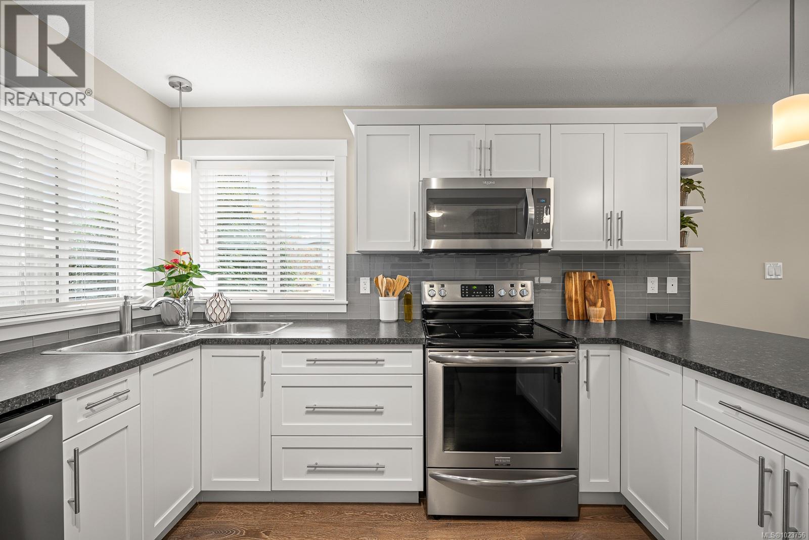 817 Tracker Pl, Comox, British Columbia  V9M 4E8 - Photo 9 - 1023756