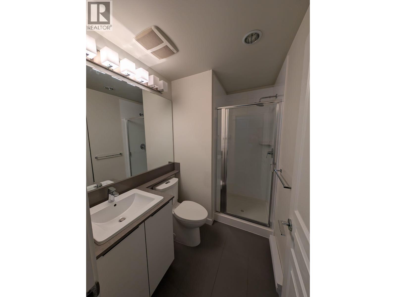 103 1152 Windsor Mews, Coquitlam, British Columbia  V4B 0N1 - Photo 11 - R3080790