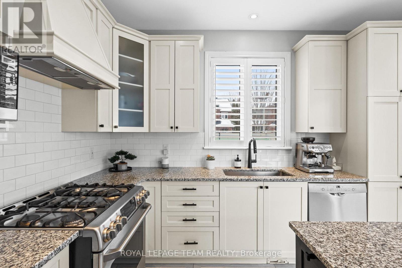 801 Bowercrest Crescent, Ottawa, Ontario  K1V 2K3 - Photo 13 - X12715192