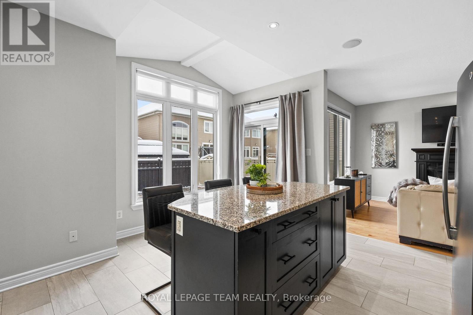 801 Bowercrest Crescent, Ottawa, Ontario  K1V 2K3 - Photo 14 - X12715192