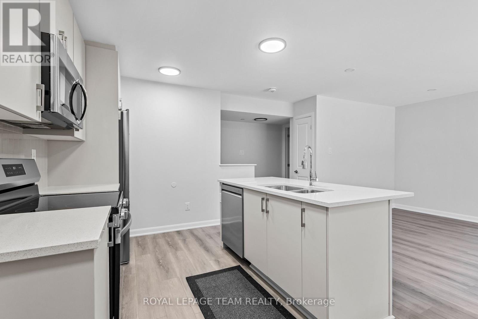 28 - 301 Glenroy Gilbert Drive, Ottawa, Ontario  K2J 7N9 - Photo 5 - X12715198