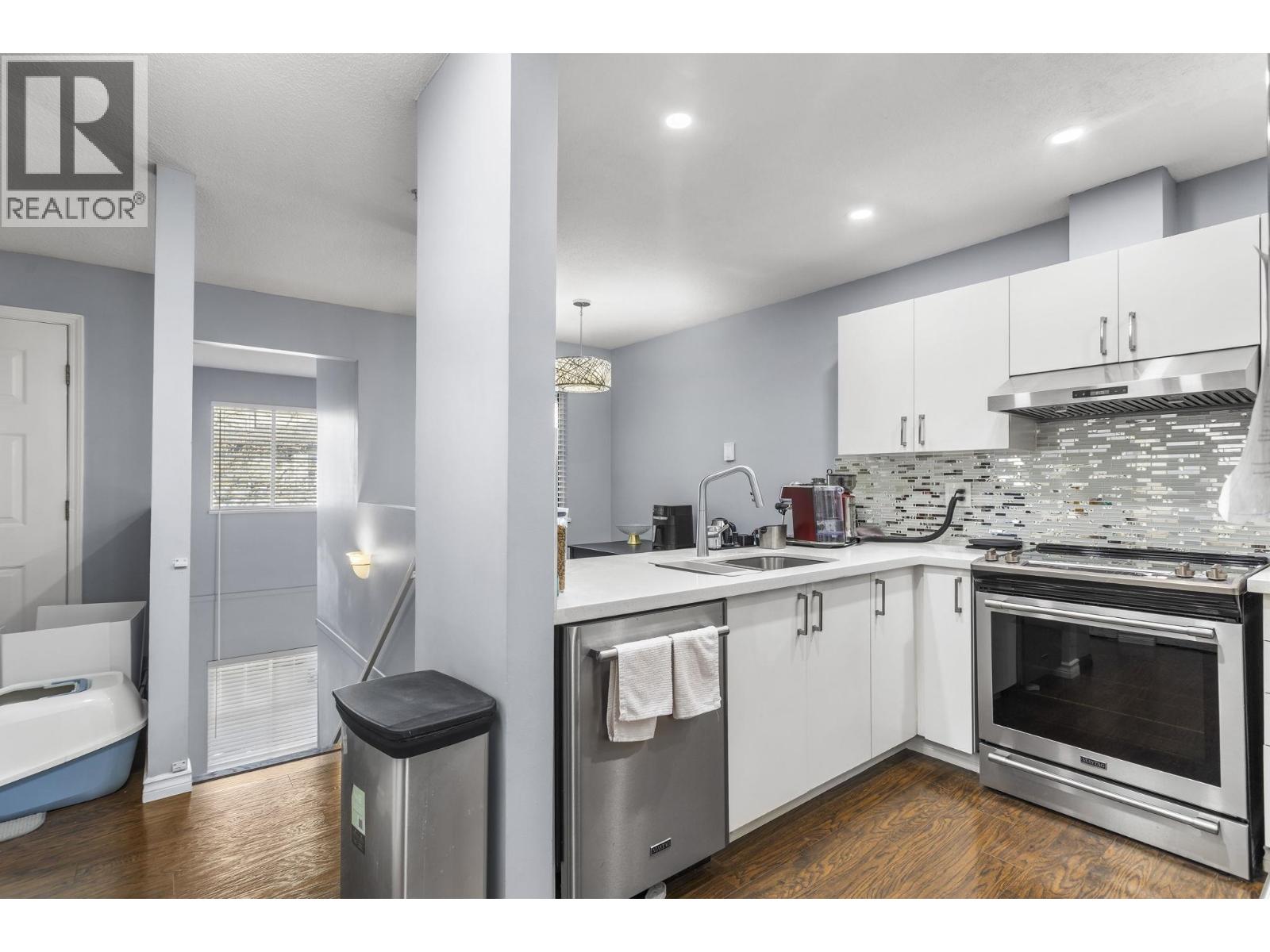 52 19034 Mcmyn Road, Pitt Meadows, British Columbia  V3Y 2N8 - Photo 6 - R3081523