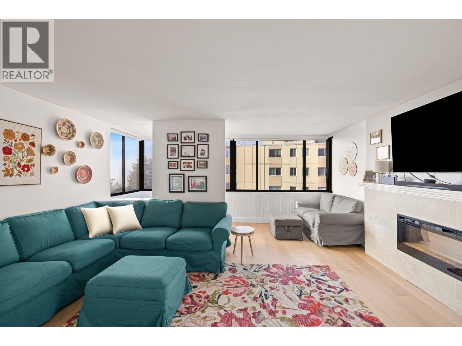 703 2167 Bellevue Avenue, West Vancouver, British Columbia  V7V 1C2 - Photo 1 - R3081541