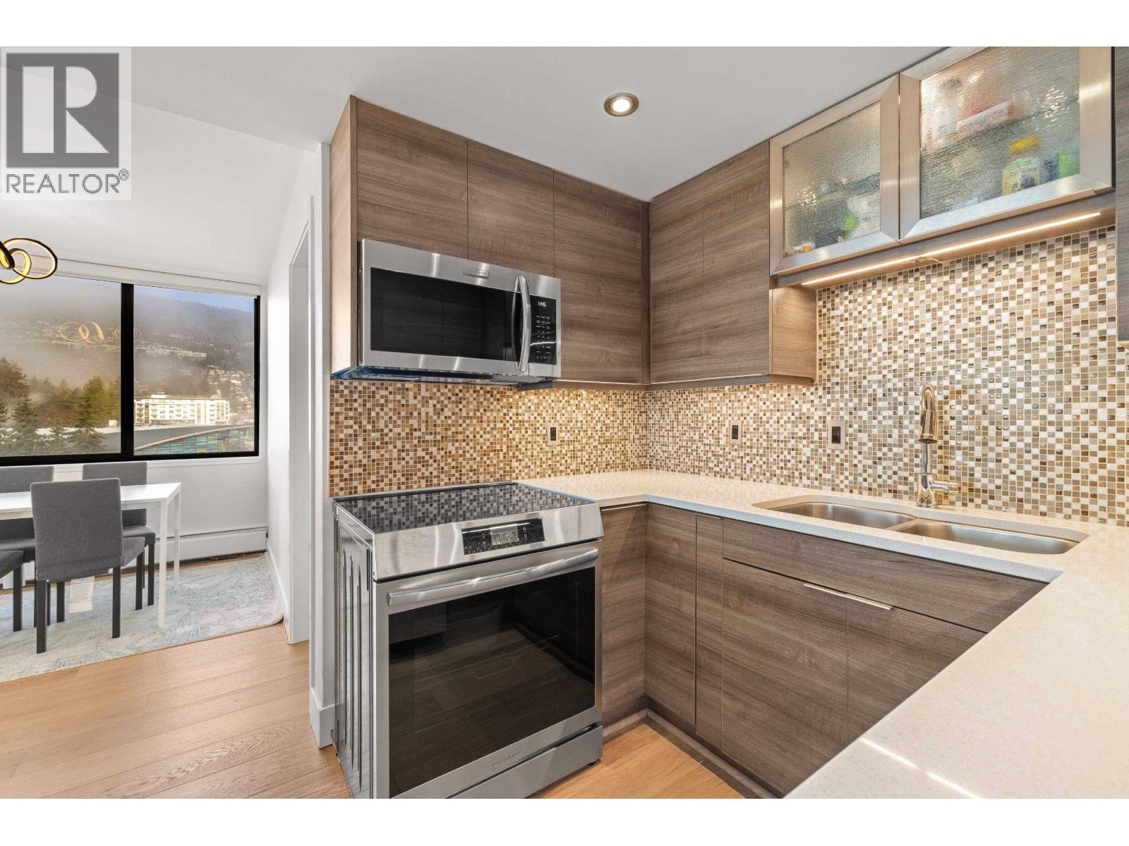 703 2167 Bellevue Avenue, West Vancouver, British Columbia  V7V 1C2 - Photo 11 - R3081541