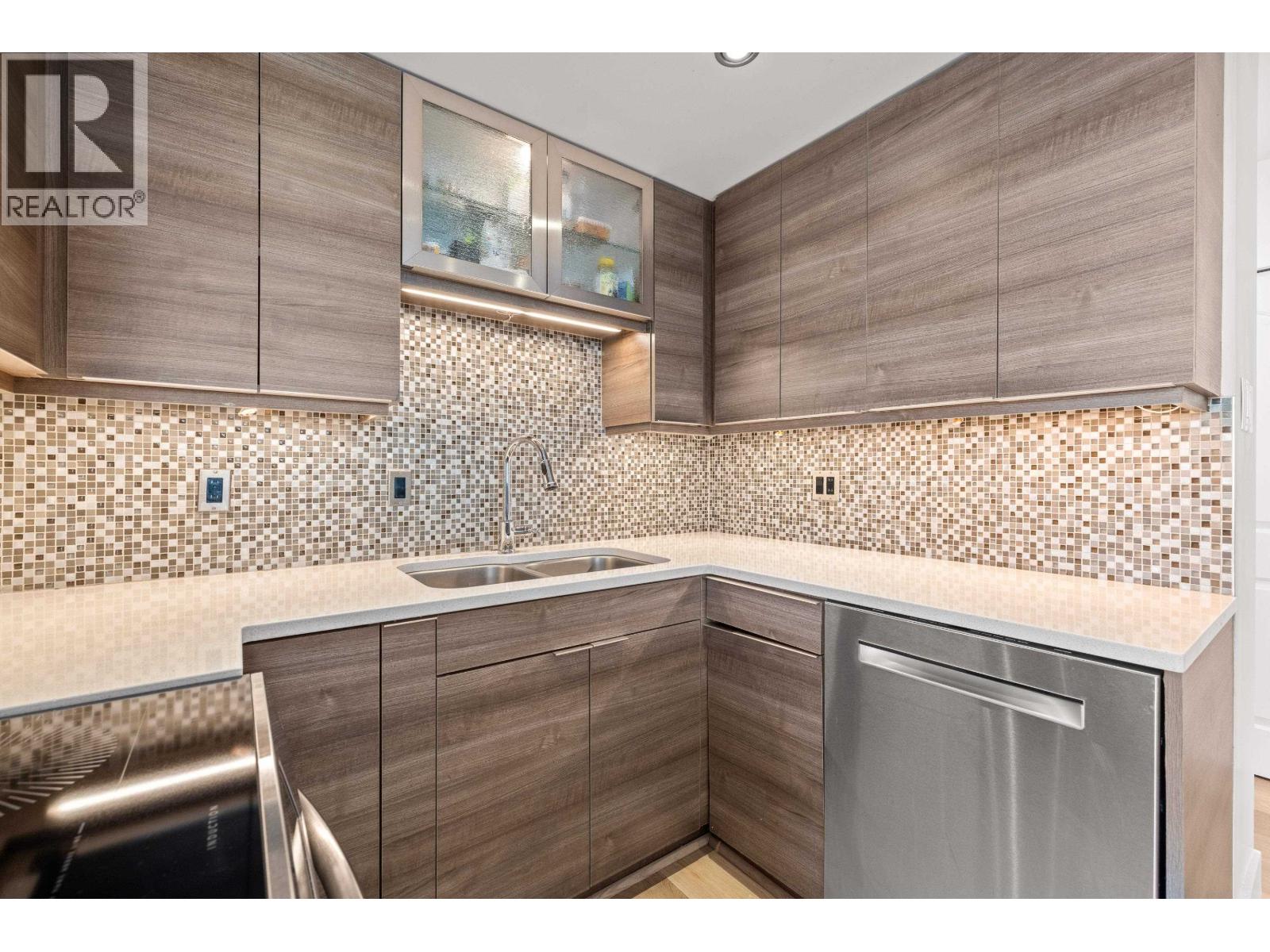 703 2167 Bellevue Avenue, West Vancouver, British Columbia  V7V 1C2 - Photo 8 - R3081541