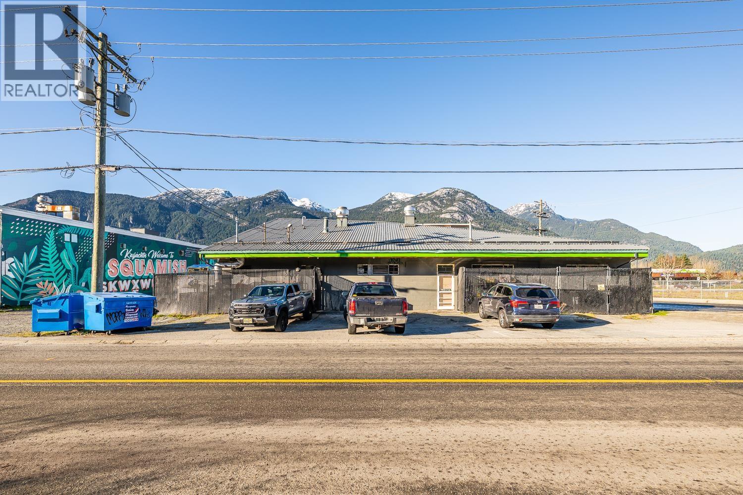 38188 & 38192 Cleveland Avenue, Squamish, British Columbia  V8B 0K1 - Photo 5 - C8075301