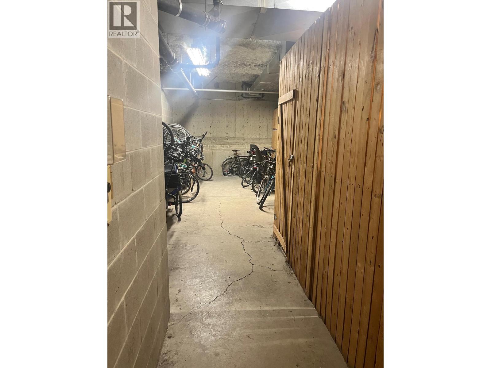 307 2545 W Broadway, Vancouver, British Columbia  V6K 2E9 - Photo 23 - R3078483