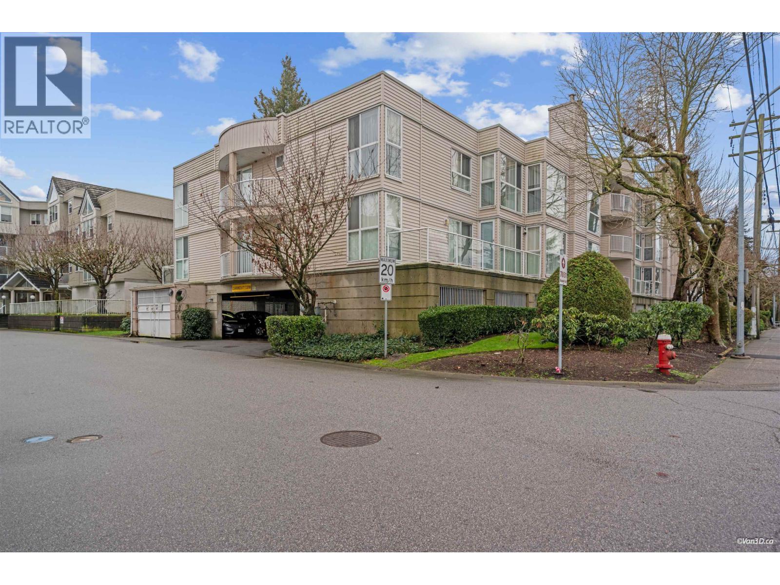 301 7700 Gilbert Road, Richmond, British Columbia  V7C 3W2 - Photo 2 - R3081552