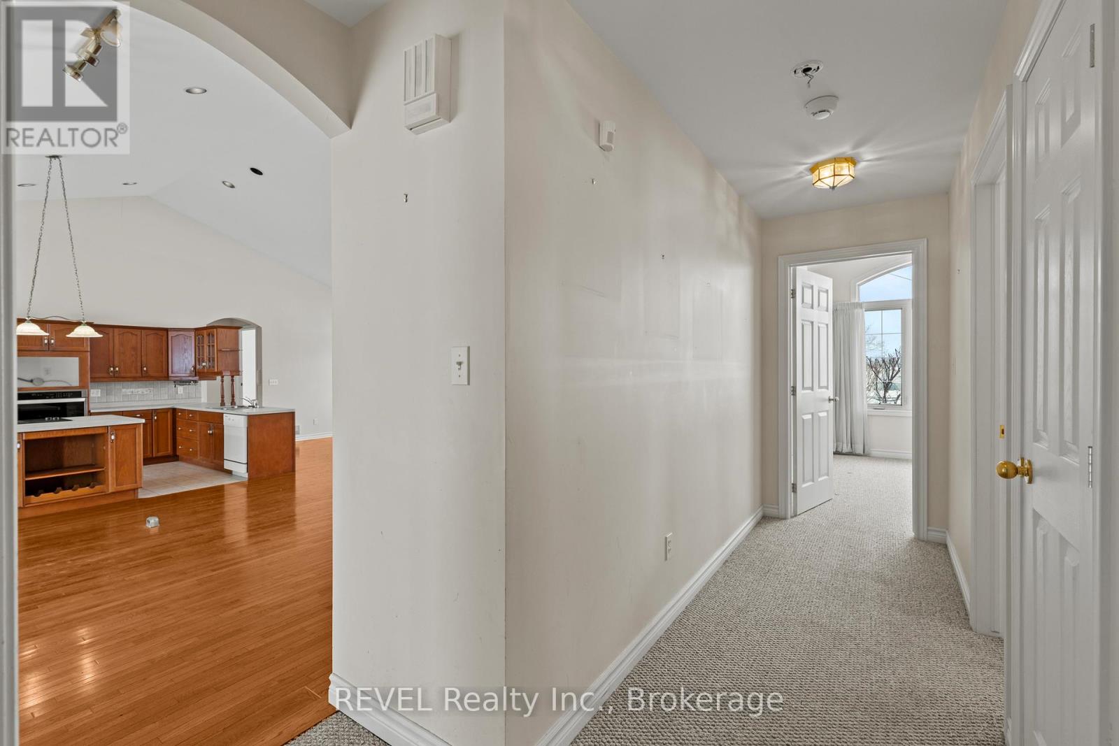 2765 Niagara Parkway, Fort Erie (Black Creek), Ontario  L2A 5M4 - Photo 25 - X12715232