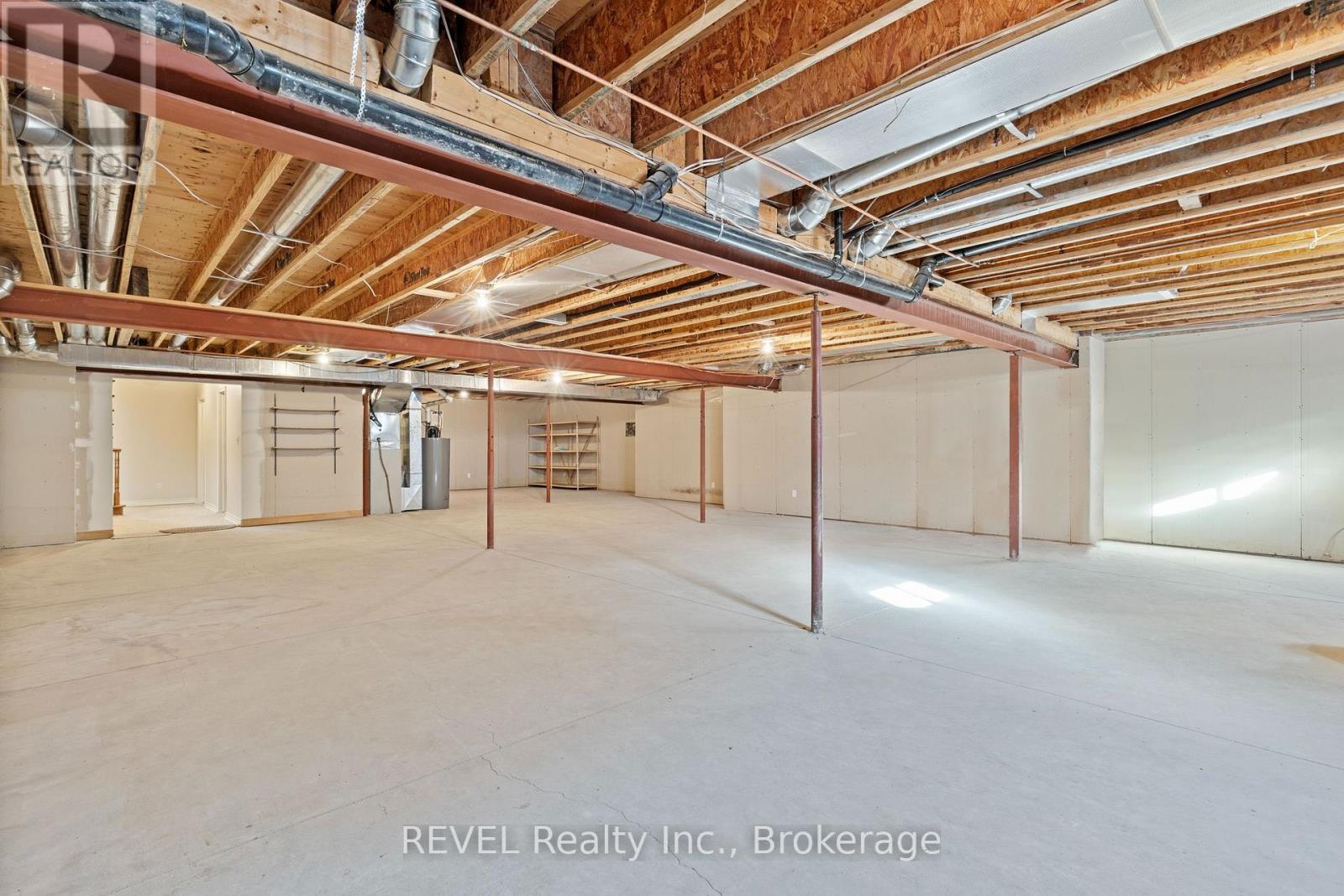 2765 Niagara Parkway, Fort Erie (Black Creek), Ontario  L2A 5M4 - Photo 31 - X12715232