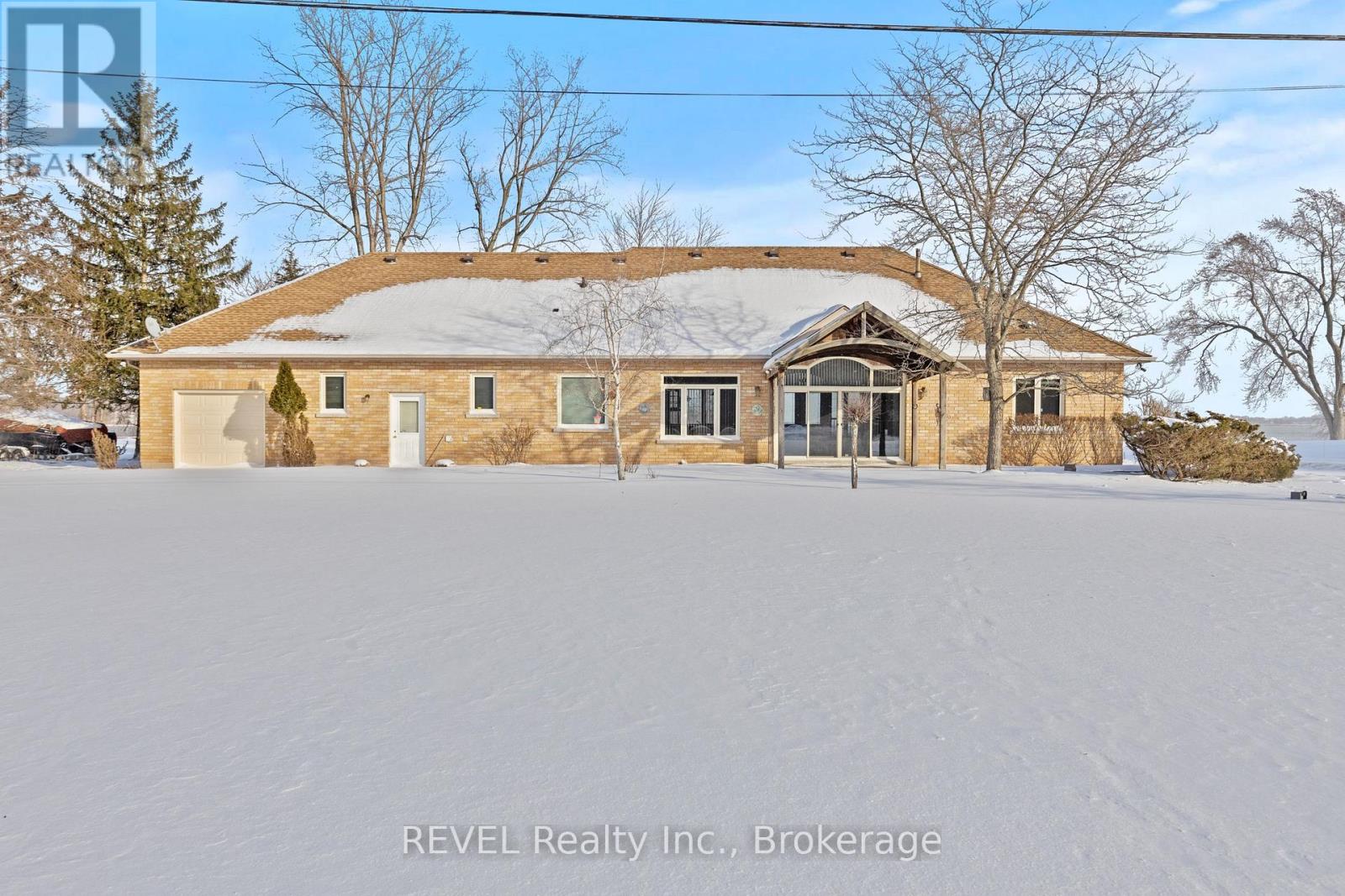 2765 Niagara Parkway, Fort Erie (Black Creek), Ontario  L2A 5M4 - Photo 36 - X12715232