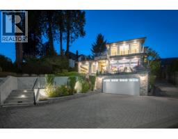 2567 LAWSON AVENUE, West Vancouver, British Columbia