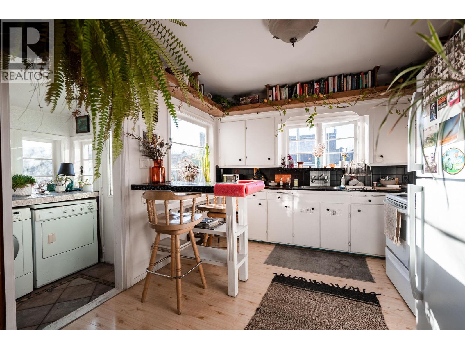 228 E 26th Avenue, Vancouver, British Columbia  V5V 2H3 - Photo 5 - R3081542