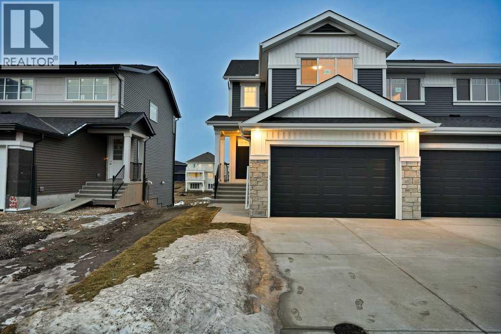 561 Chelsea Gardens, Chestermere, Alberta  T1X 2V4 - Photo 3 - A2280508