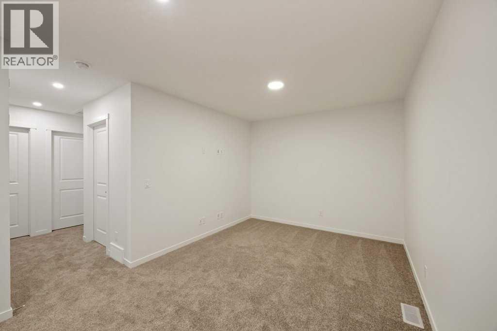 561 Chelsea Gardens, Chestermere, Alberta  T1X 2V4 - Photo 24 - A2280508