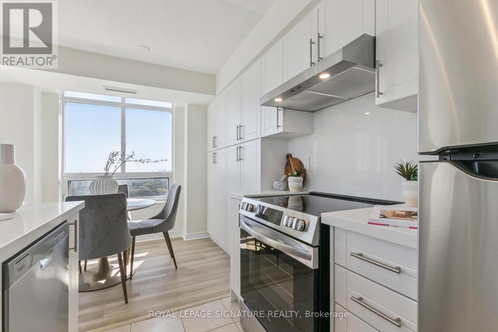 1307 - 18 Kenaston Gardens, Toronto, Ontario  M2K 3C7 - Photo 5 - C12715158