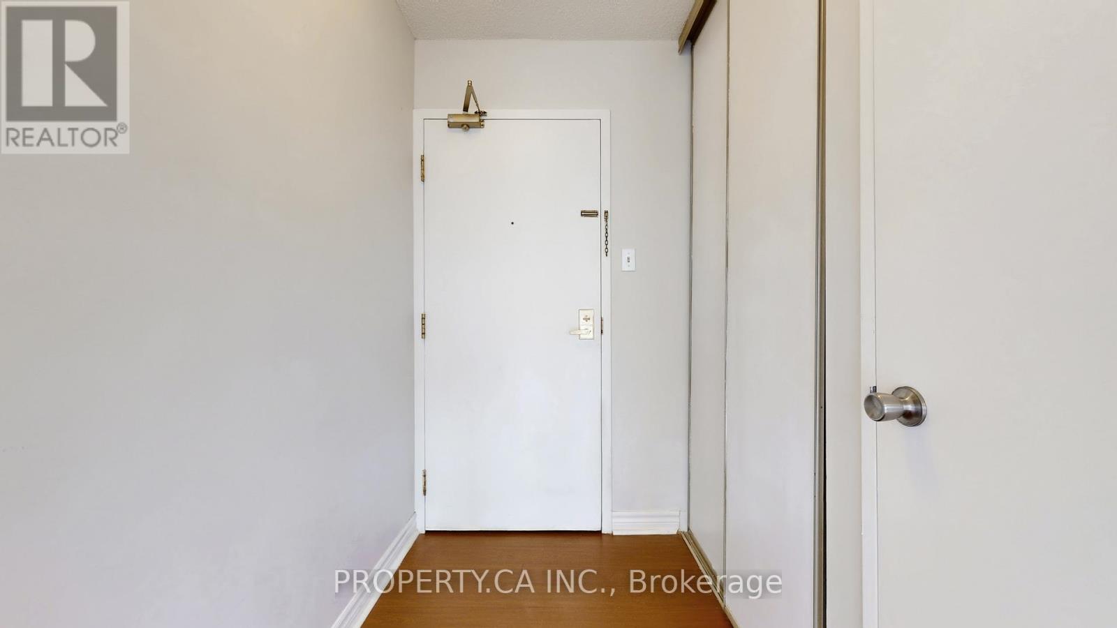 1606 - 260 Queens Quay W, Toronto, Ontario  M5J 2N3 - Photo 21 - C12715186