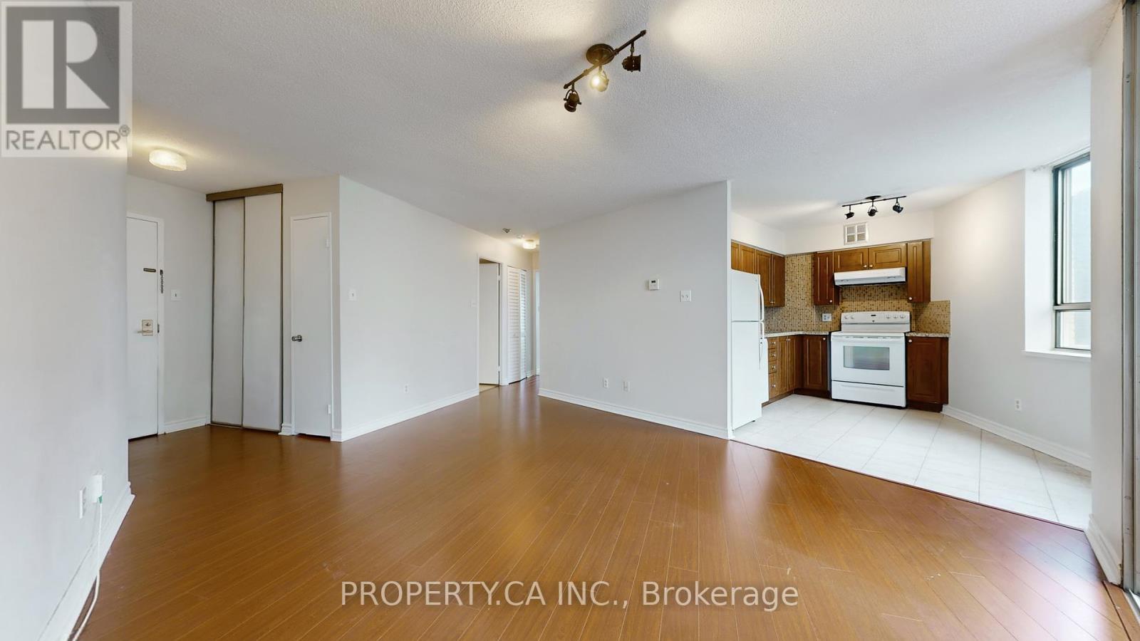 1606 - 260 Queens Quay W, Toronto, Ontario  M5J 2N3 - Photo 7 - C12715186