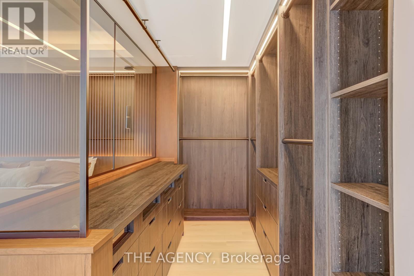 Ph1105 - 75 Portland Street N, Toronto, Ontario  M5V 2M9 - Photo 14 - C12715234