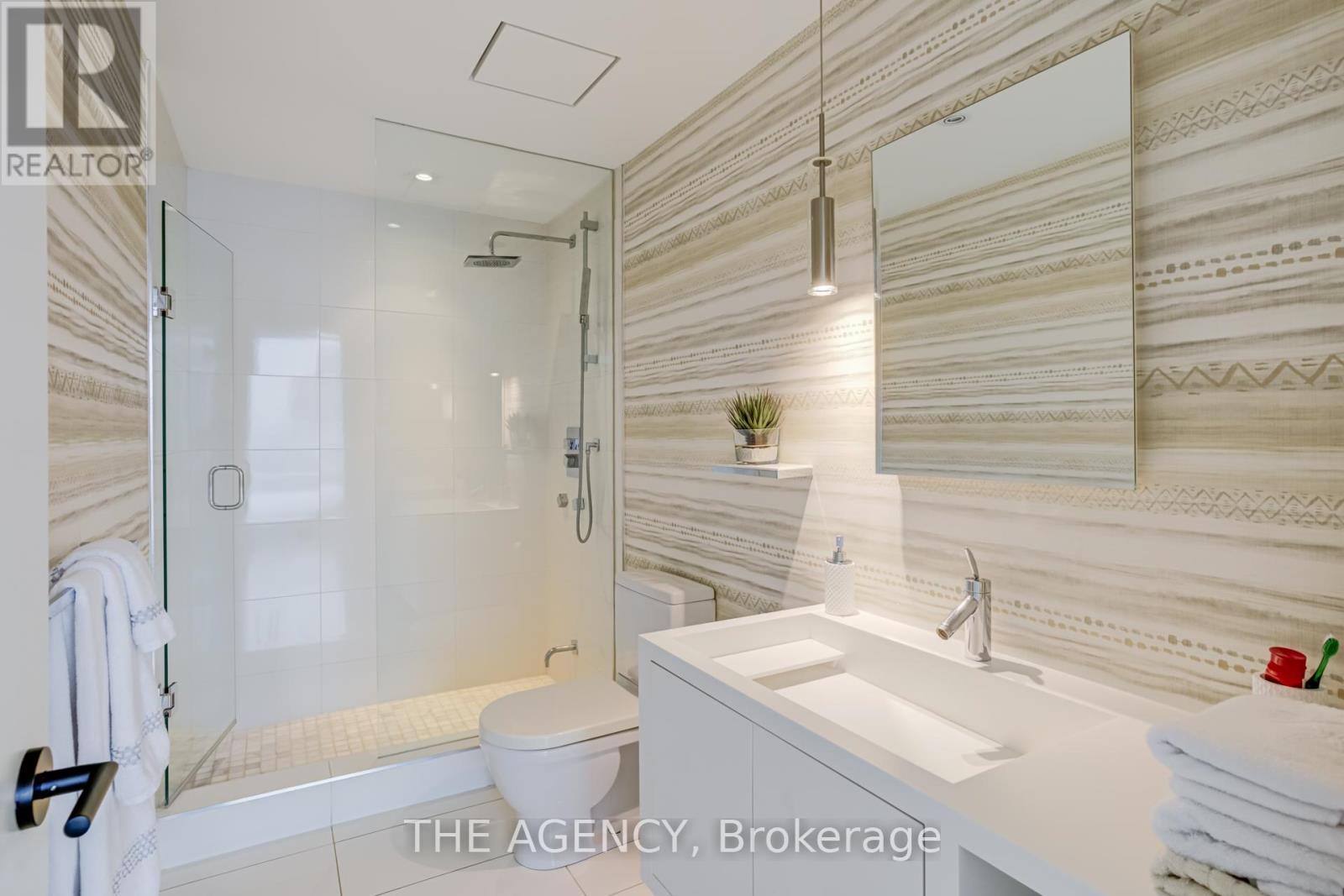 Ph1105 - 75 Portland Street N, Toronto, Ontario  M5V 2M9 - Photo 24 - C12715234