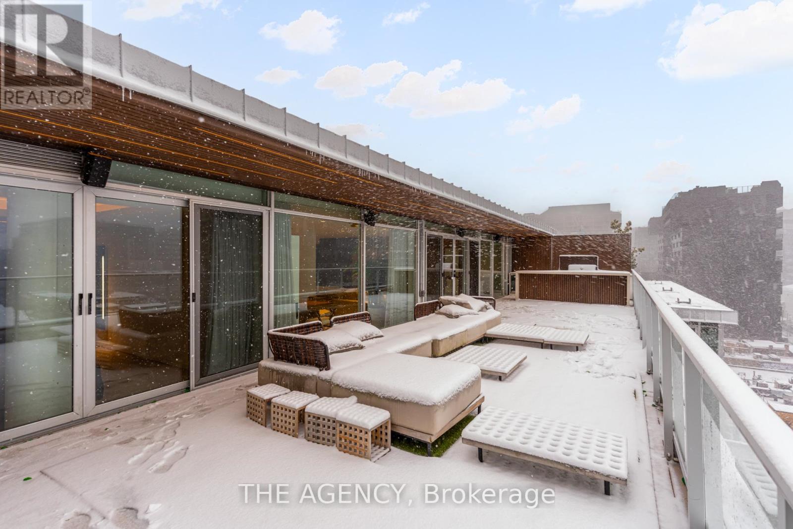 Ph1105 - 75 Portland Street N, Toronto, Ontario  M5V 2M9 - Photo 29 - C12715234