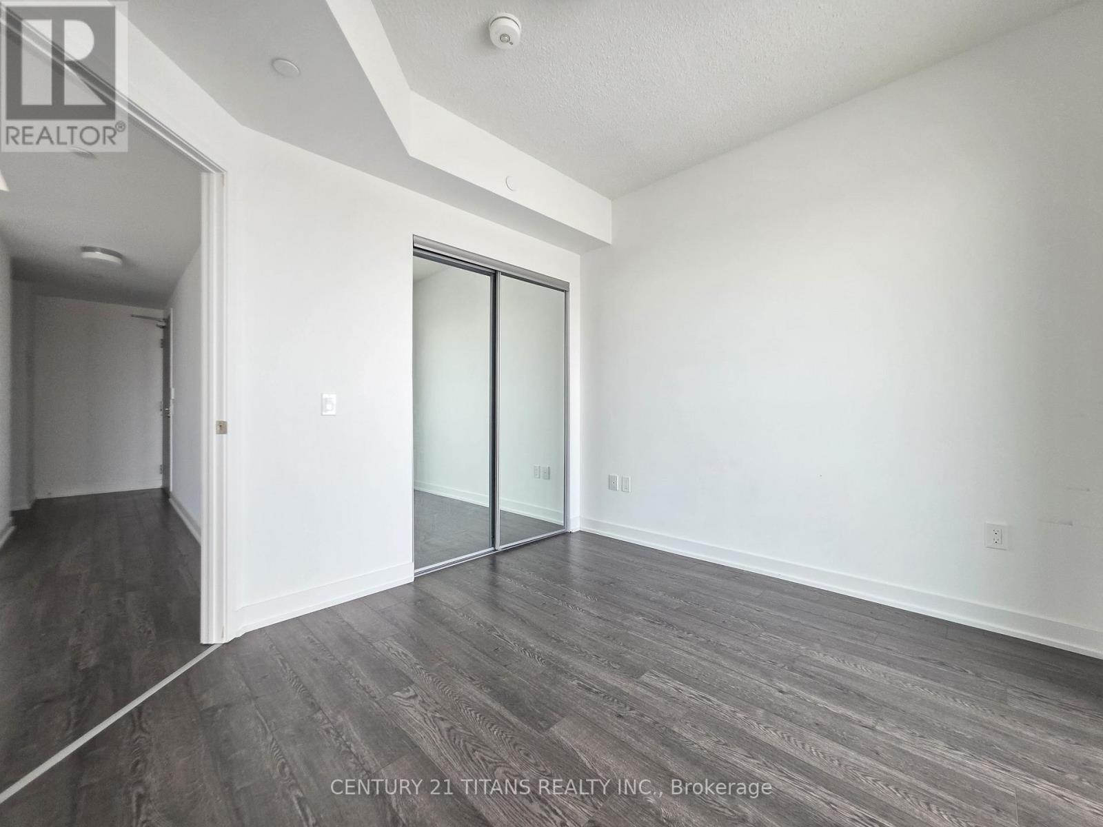 2106 - 50 O'neill Road, Toronto, Ontario  M3C 0R1 - Photo 11 - C12710182