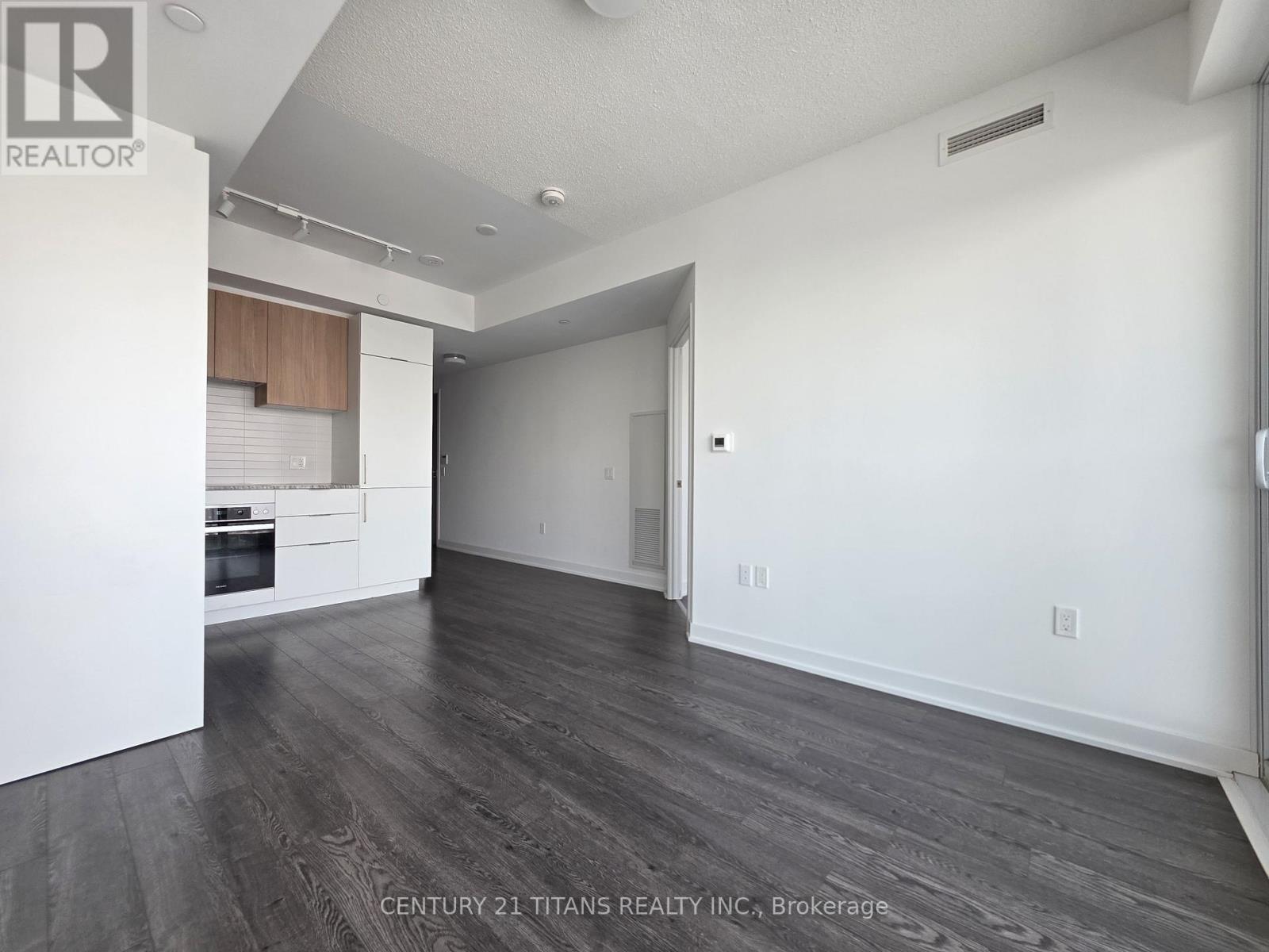 2106 - 50 O'neill Road, Toronto, Ontario  M3C 0R1 - Photo 8 - C12710182