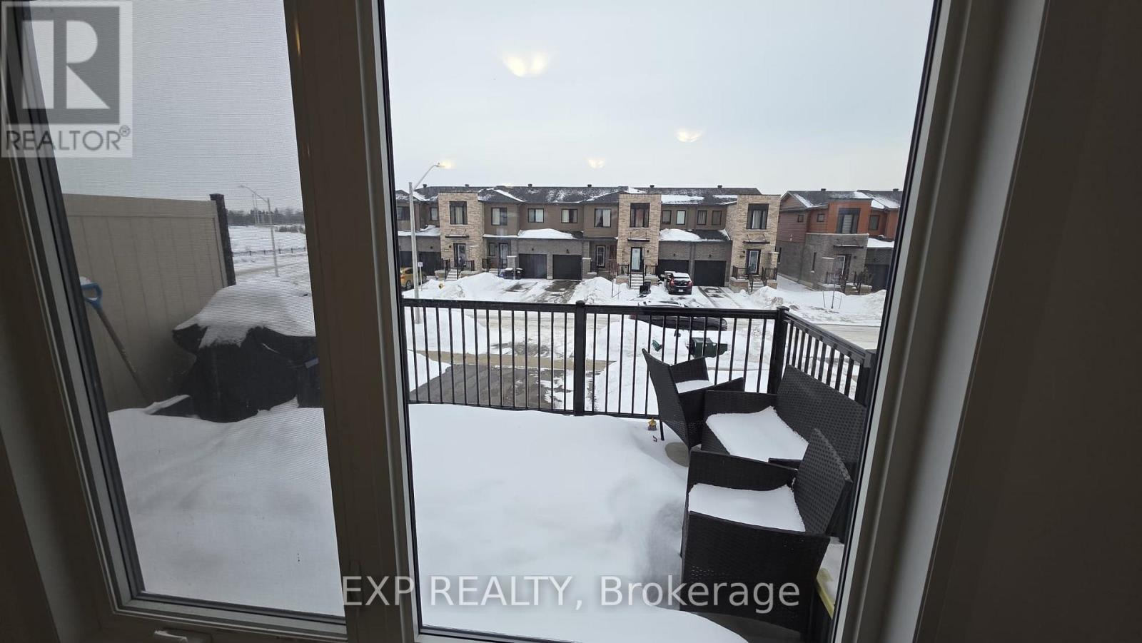 111 Fairlane Avenue, Barrie, Ontario  L9J 0M5 - Photo 9 - S12642312