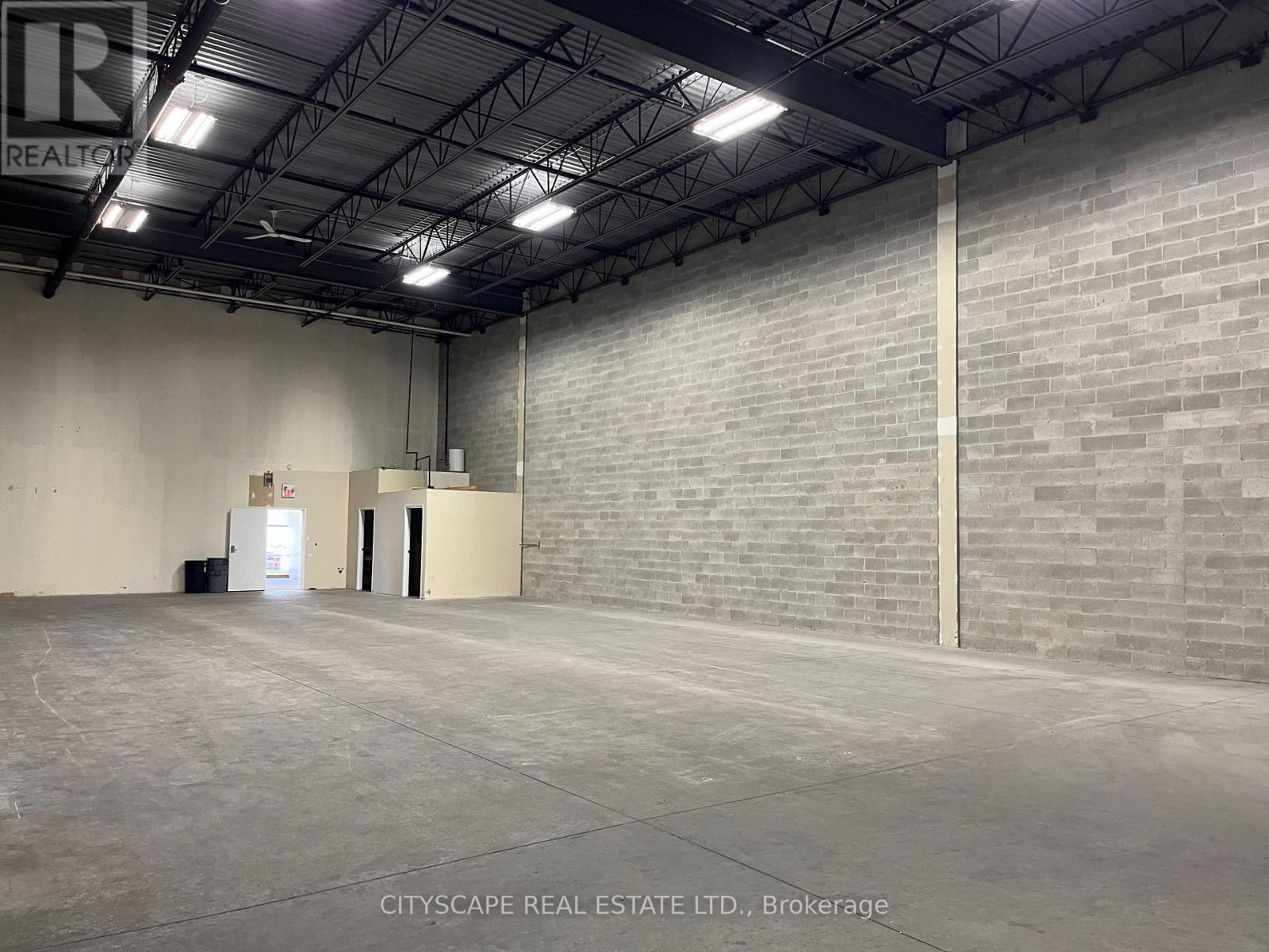 UNIT 2-3 - 2905 ARGENTIA ROAD