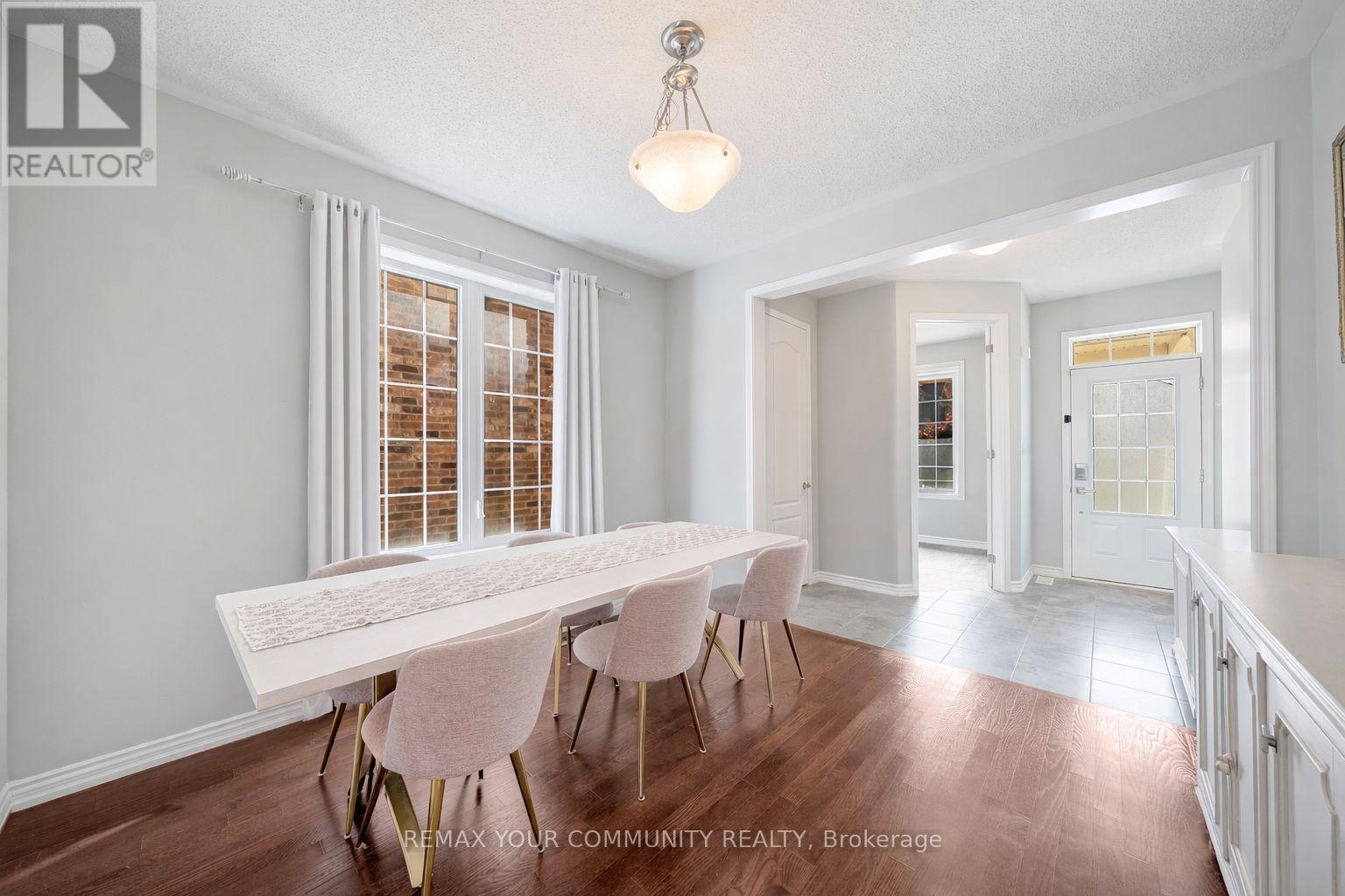 14 Faust Ridge, Vaughan, Ontario  L4H 4T1 - Photo 6 - N12714156