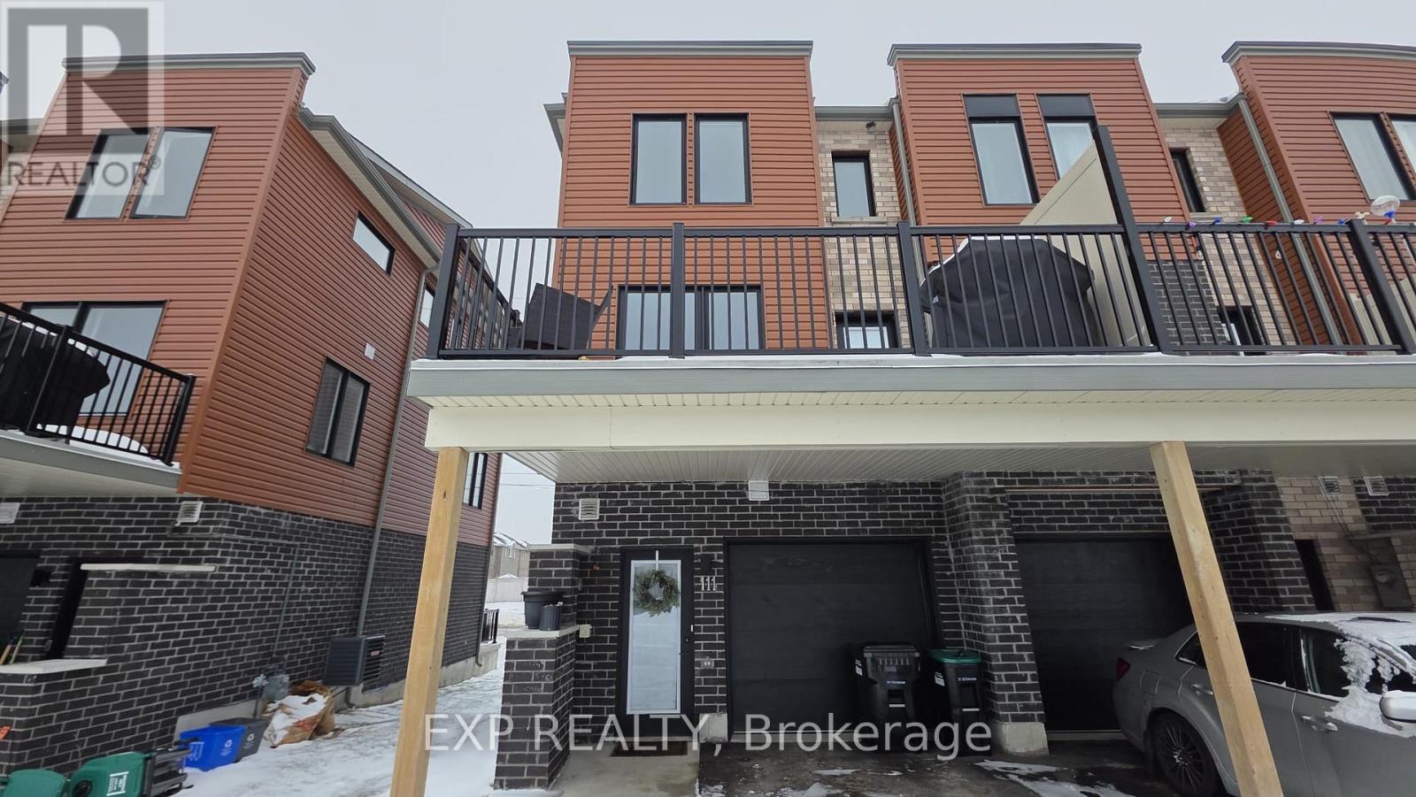 111 Fairlane Avenue, Barrie, Ontario  L9J 0M5 - Photo 3 - S12642312