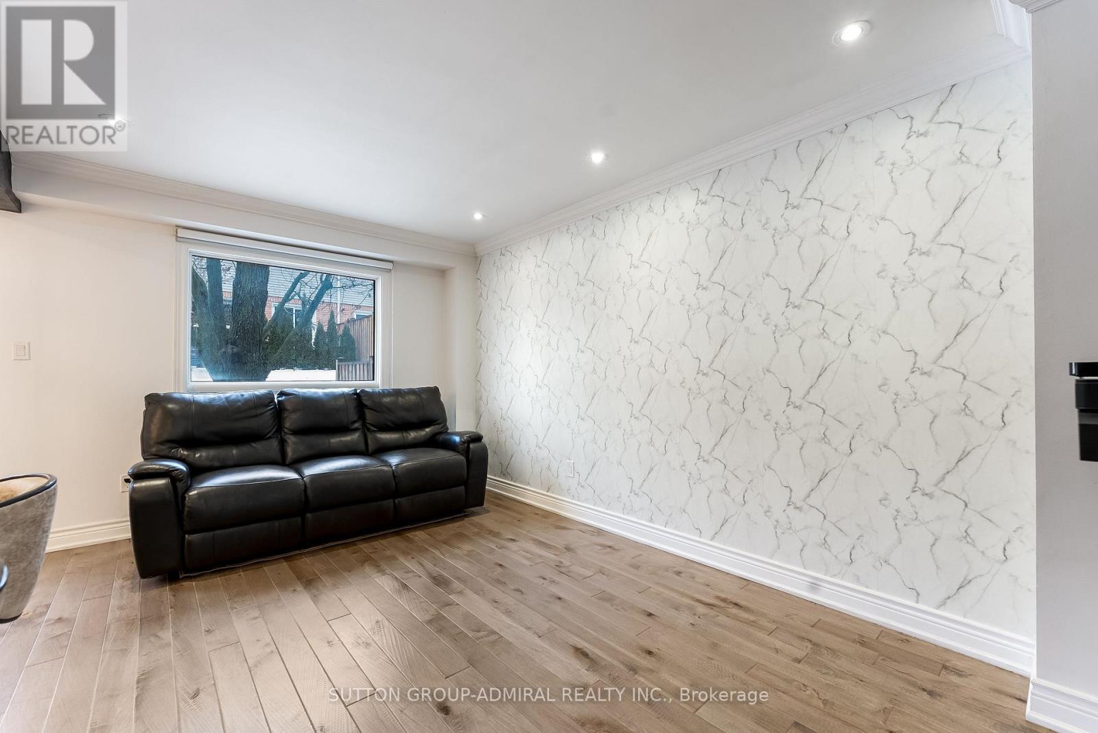 211 - 10 Bassett Boulevard, Whitby, Ontario  L1N 9C3 - Photo 10 - E12715224