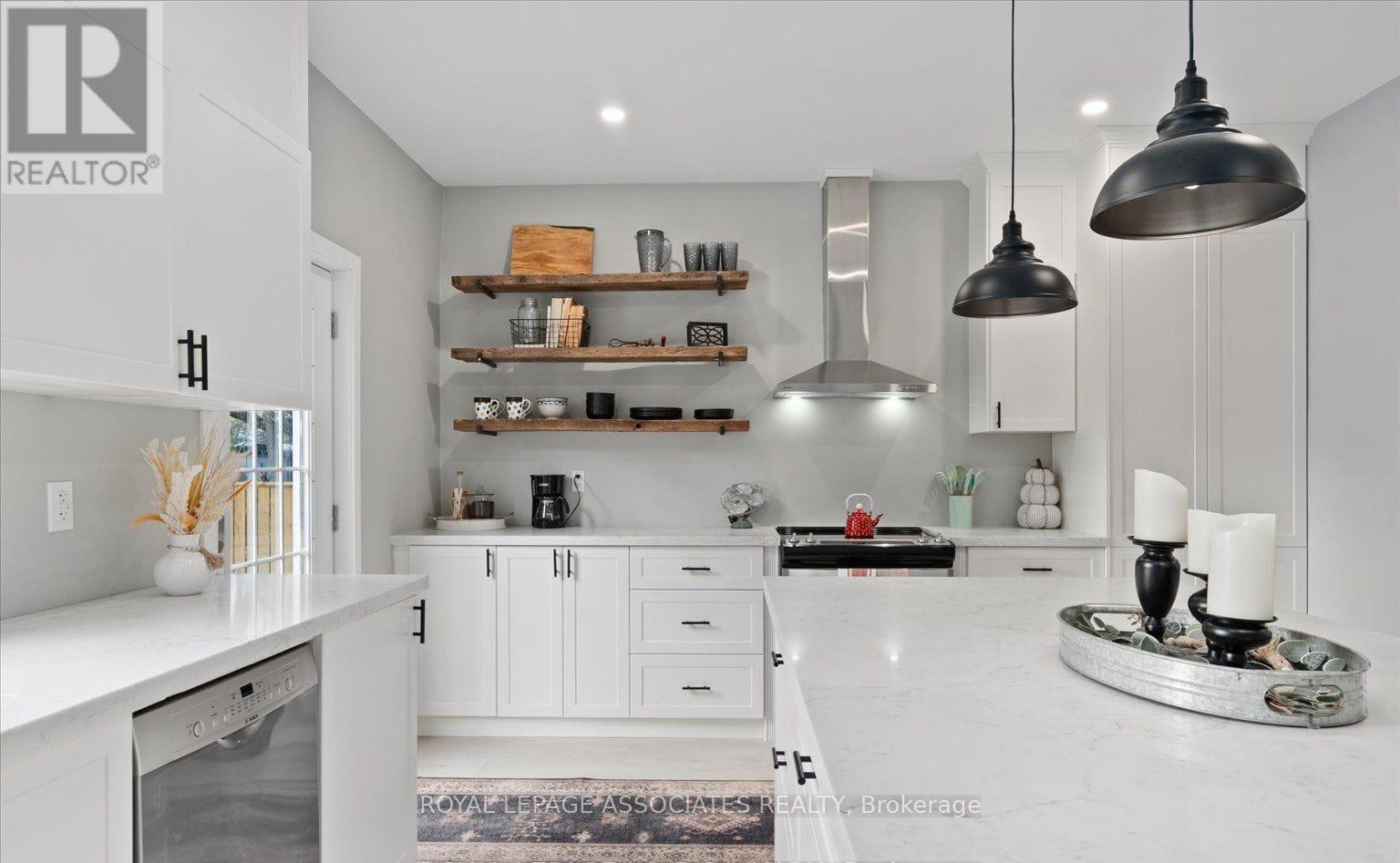 179 Church Street, Georgina, Ontario  L4P 1J4 - Photo 11 - N12715146