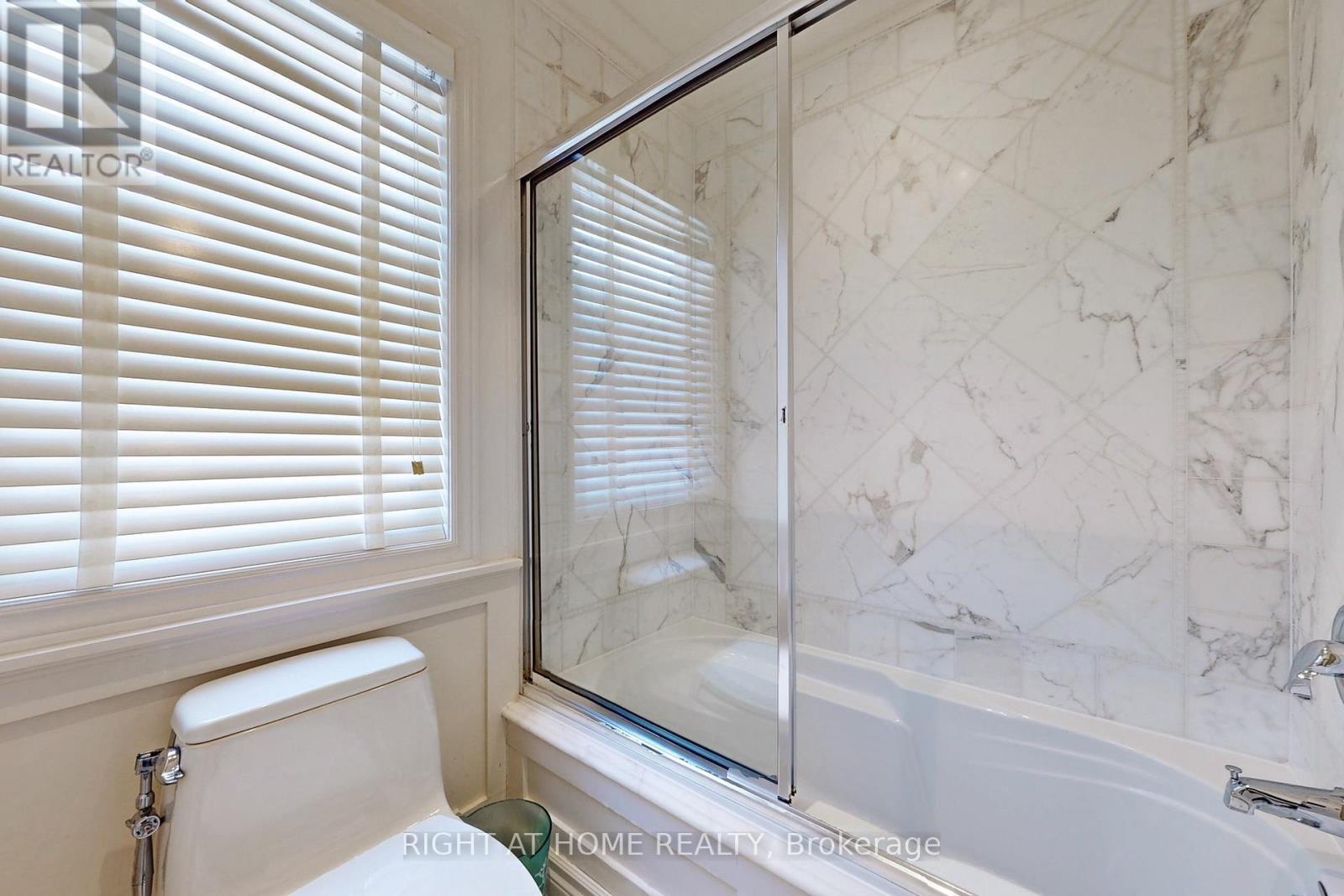 88 Langtry Place, Vaughan, Ontario  L4J 8L6 - Photo 23 - N12715178