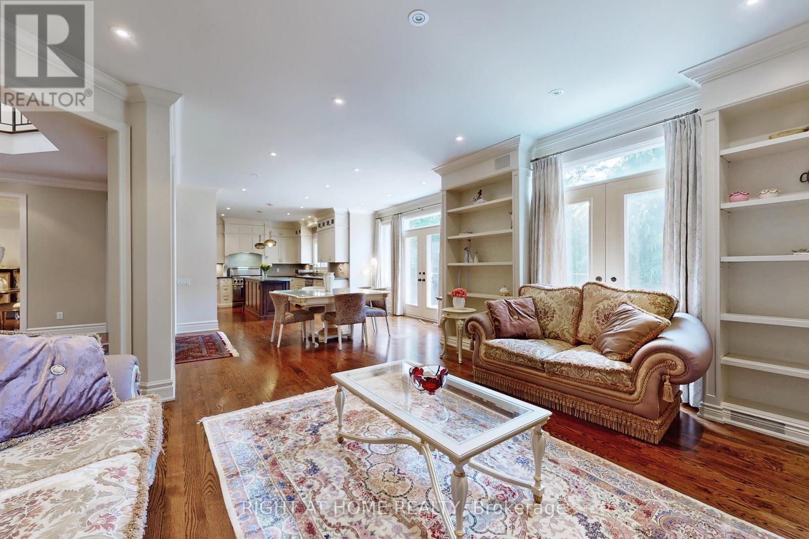 88 Langtry Place, Vaughan, Ontario  L4J 8L6 - Photo 5 - N12715178