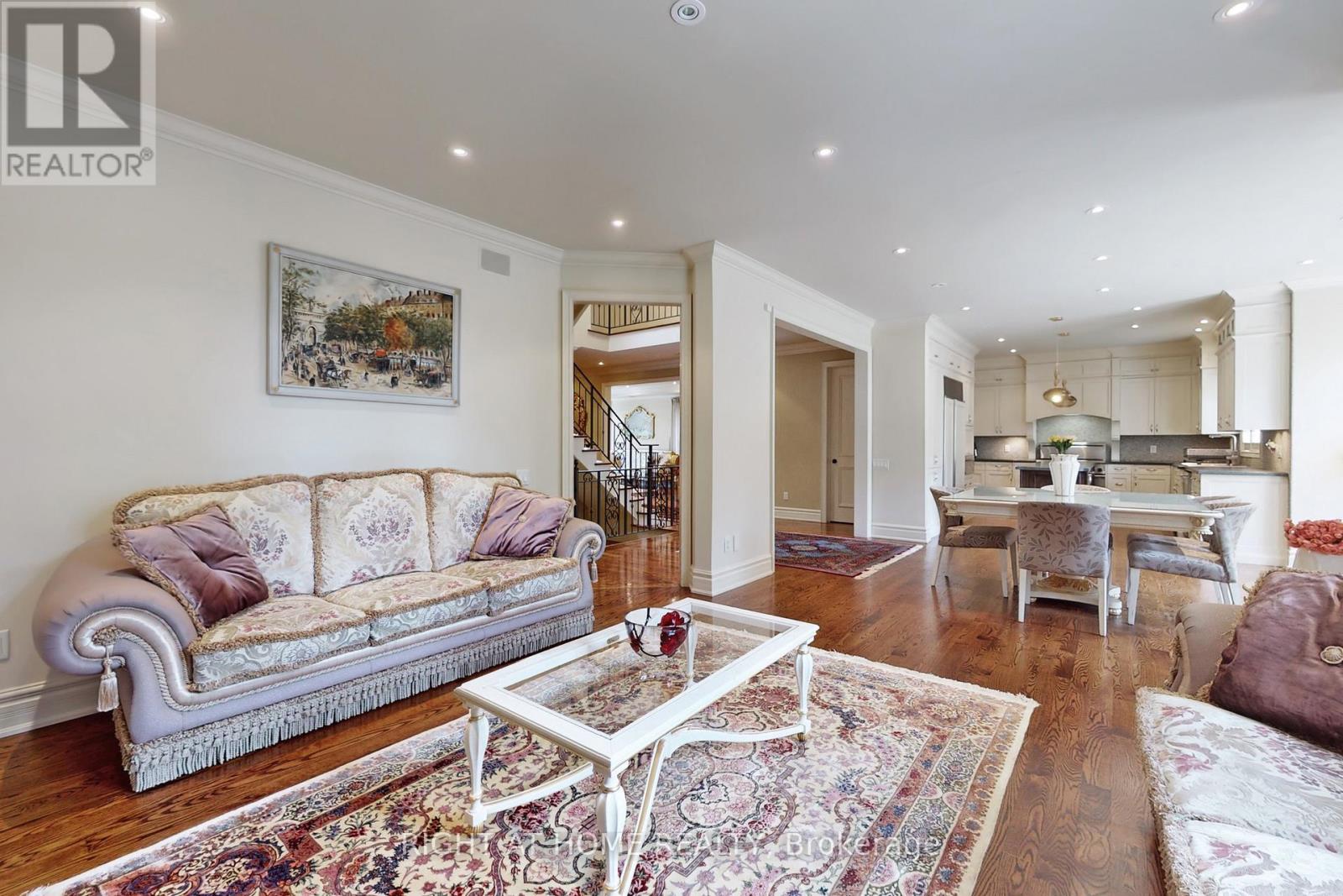 88 Langtry Place, Vaughan, Ontario  L4J 8L6 - Photo 9 - N12715178