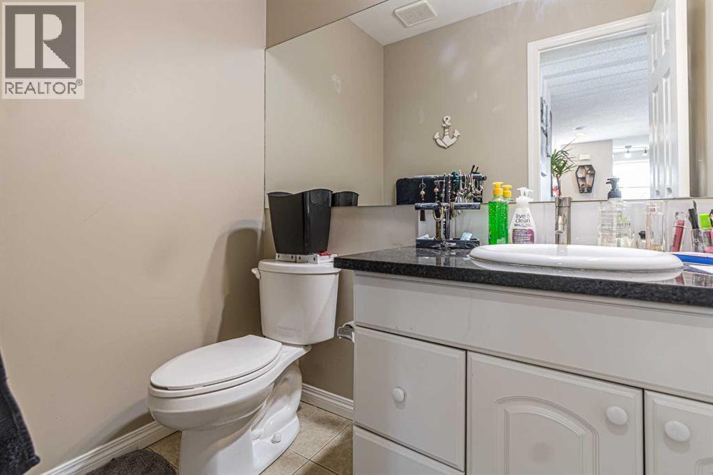 1-6, 8 Huntley Close Ne, Calgary, Alberta  T2K 4Z3 - Photo 5 - A2244388