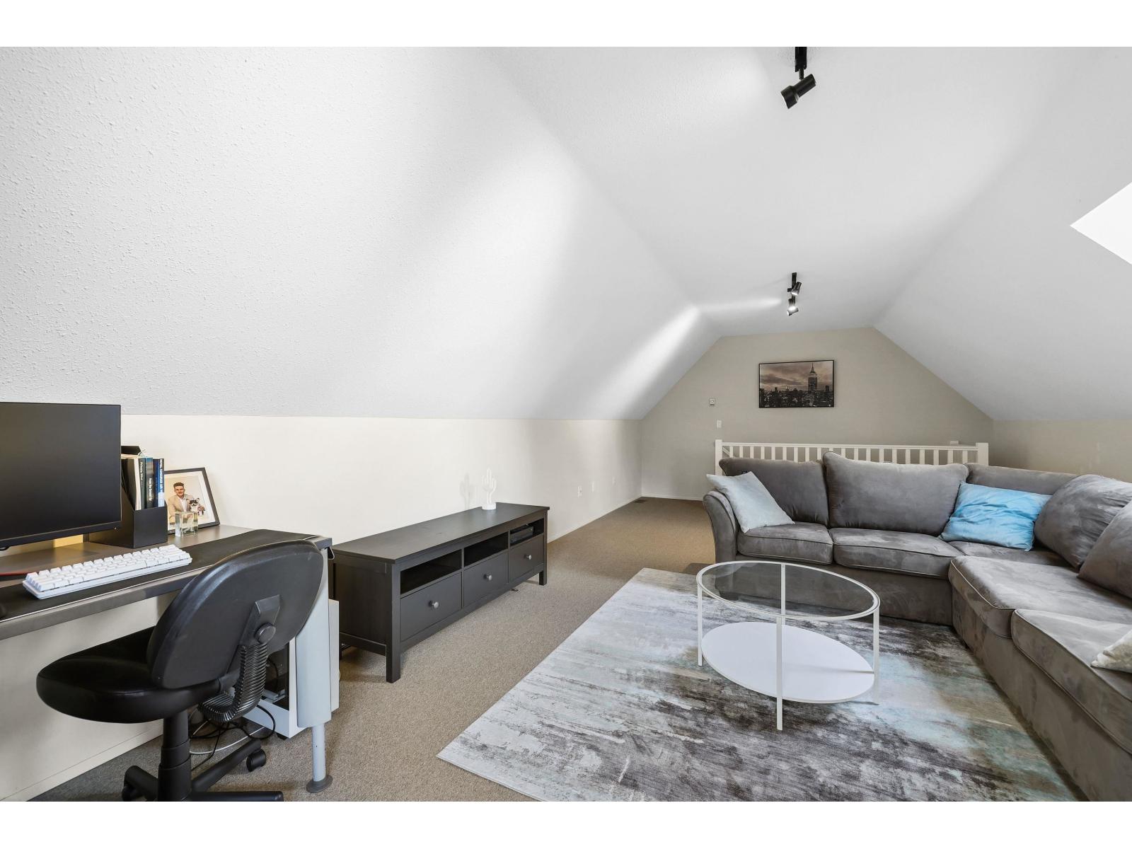 25160 58 Avenue, Langley, British Columbia  V4W 1G6 - Photo 13 - R3081558