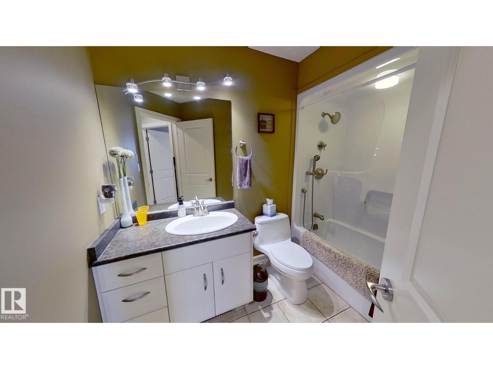 928 Thompson Pl Nw, Edmonton, Alberta  T6R 3K4 - Photo 12 - E4470587