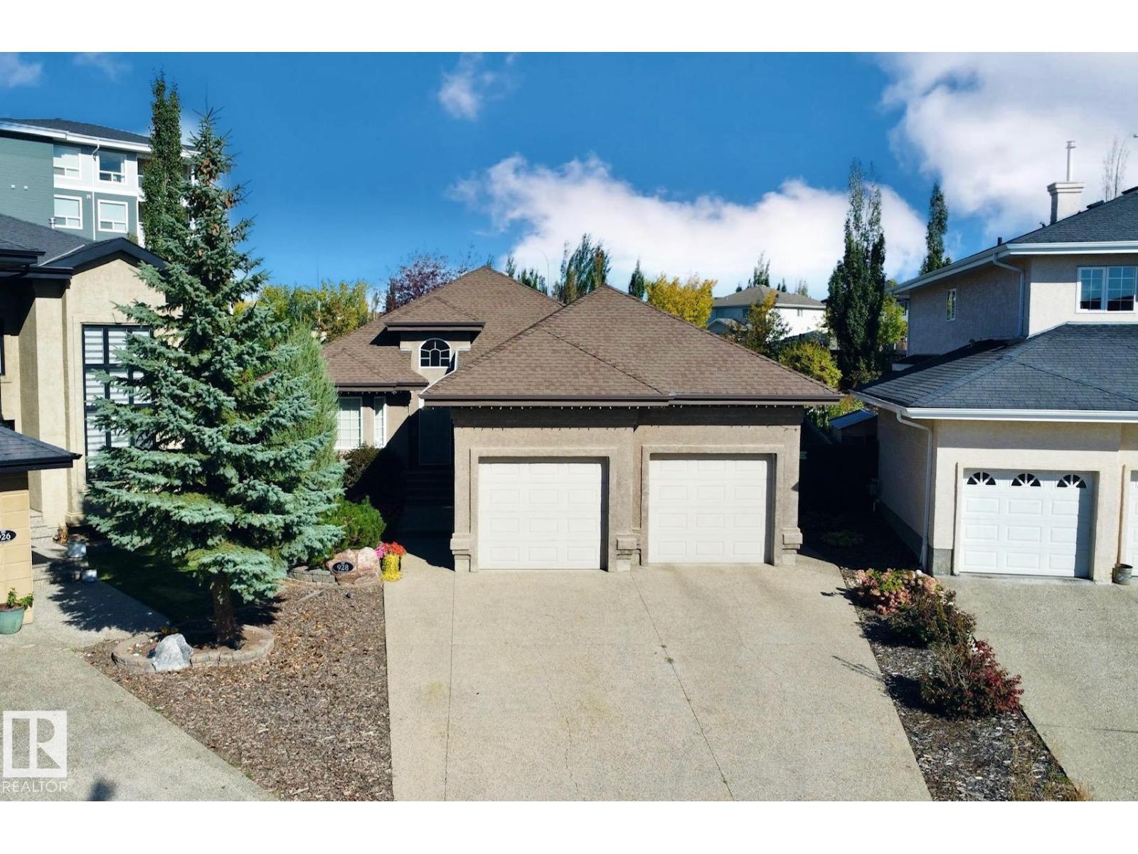 928 THOMPSON PL NW, Edmonton, Alberta