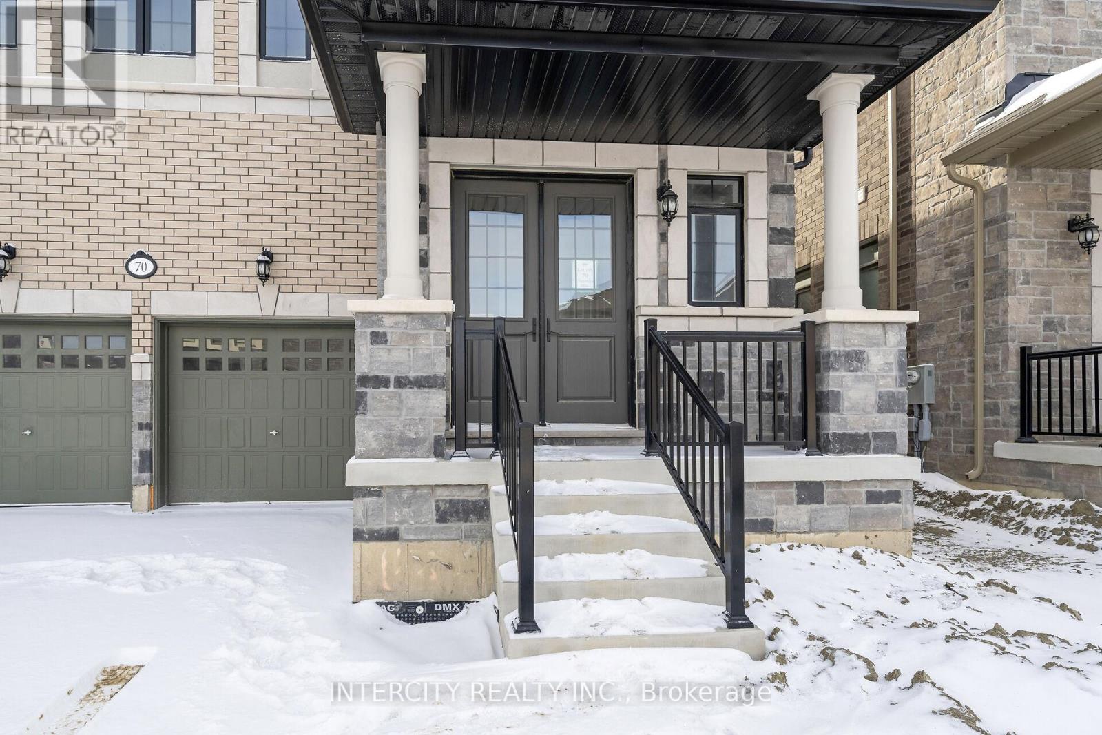 Lot 163 - 70 Claremont Drive, Brampton, Ontario  L6R 4E8 - Photo 2 - W12715144