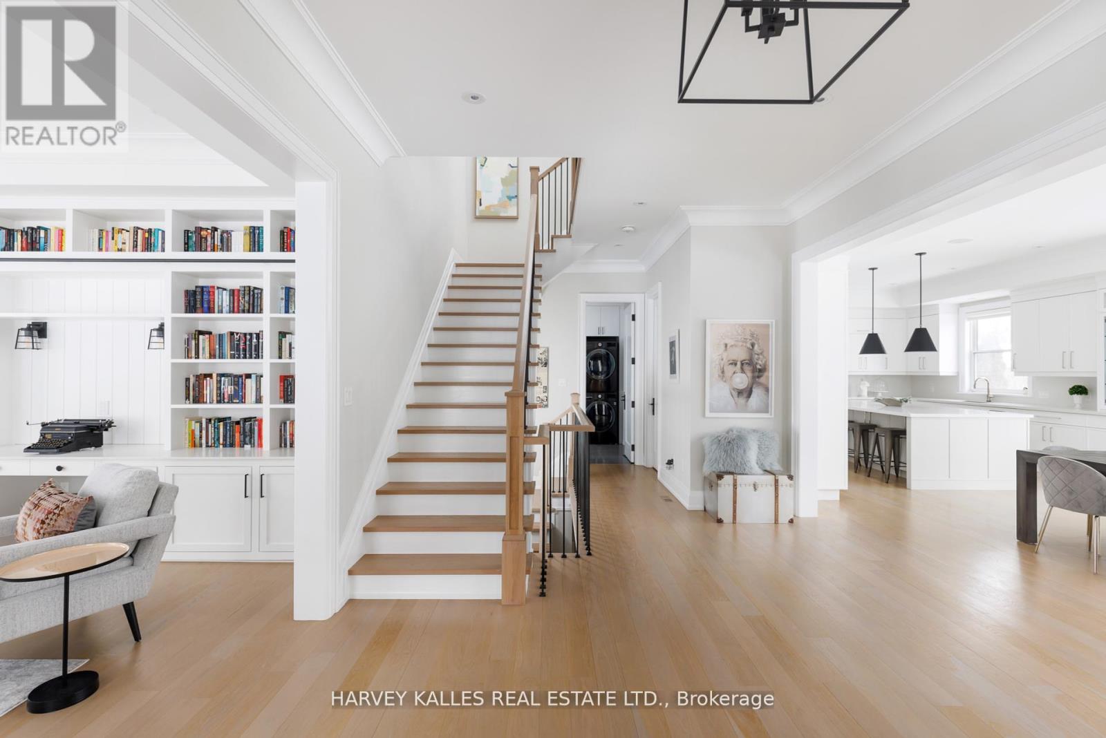 588 Stephens Crescent, Oakville, Ontario  L6K 1Y3 - Photo 14 - W12715148