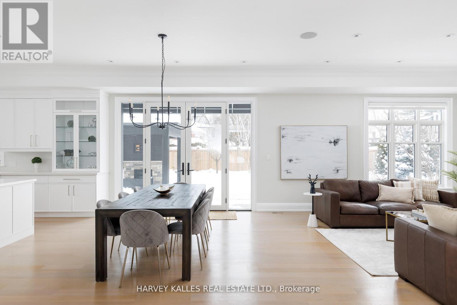 588 Stephens Crescent, Oakville, Ontario  L6K 1Y3 - Photo 19 - W12715148