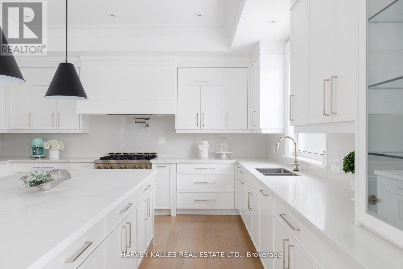 588 Stephens Crescent, Oakville, Ontario  L6K 1Y3 - Photo 24 - W12715148