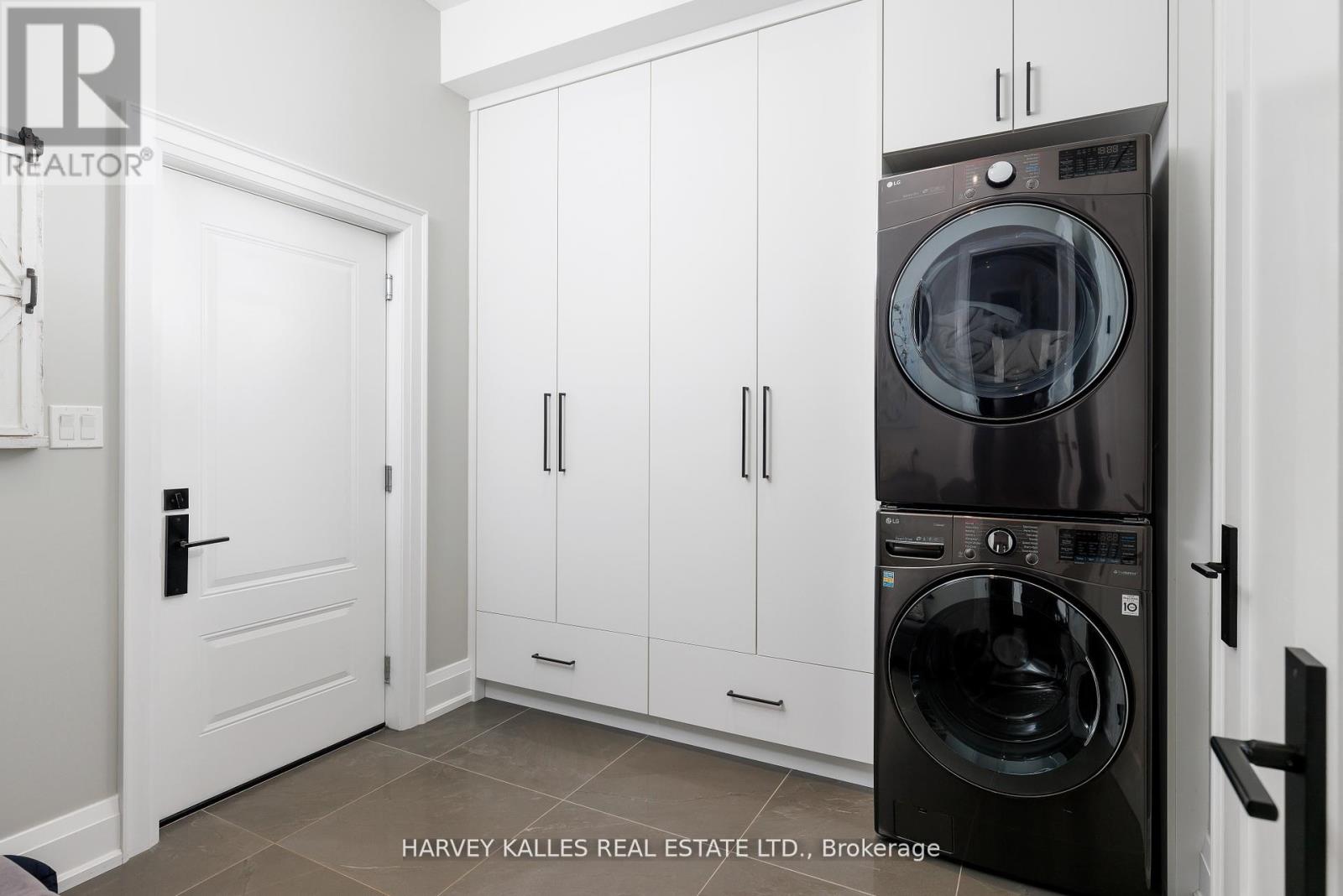 588 Stephens Crescent, Oakville, Ontario  L6K 1Y3 - Photo 26 - W12715148