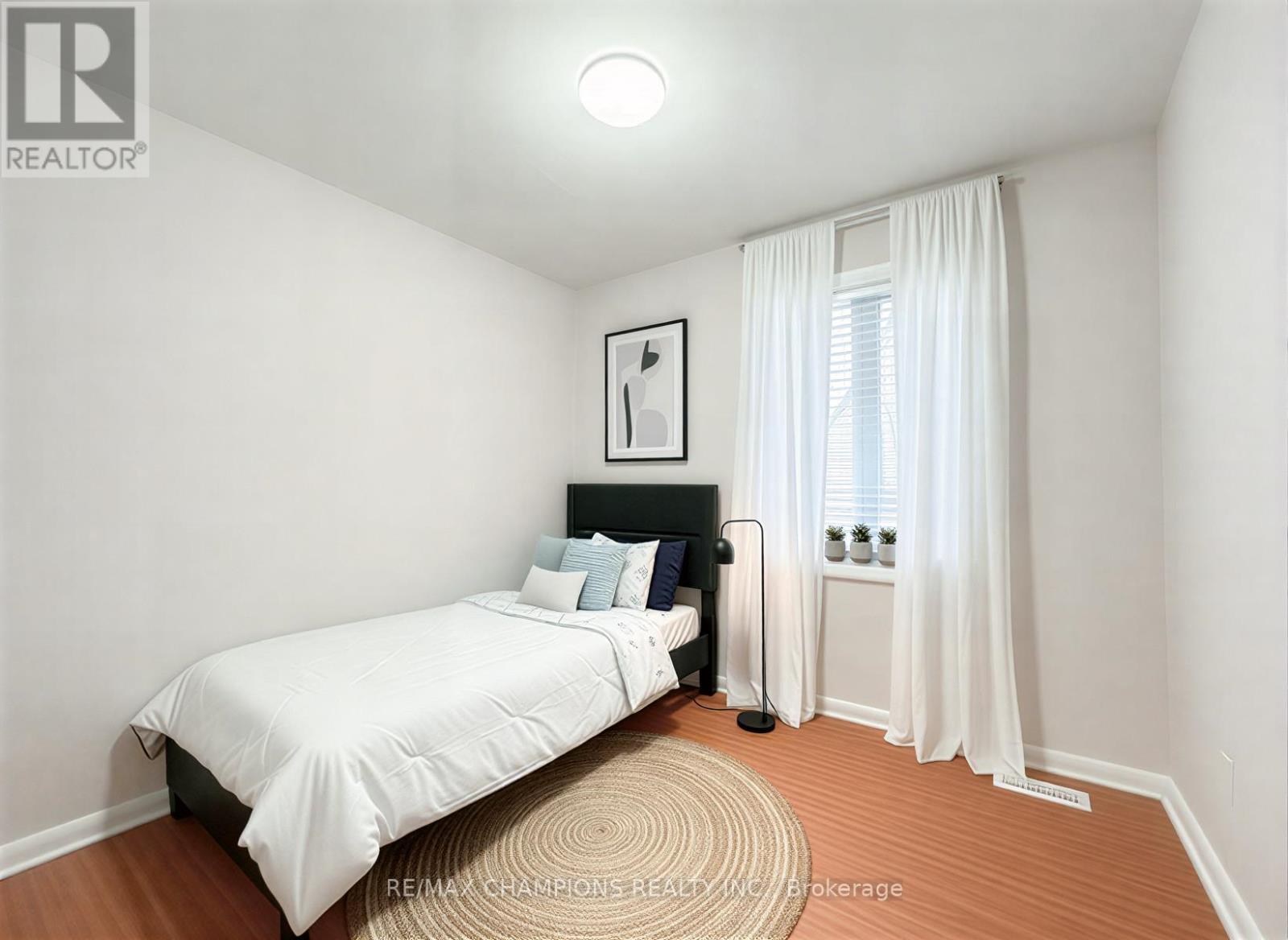 68 Nanwood Drive, Brampton, Ontario  L6W 1L9 - Photo 10 - W12715174